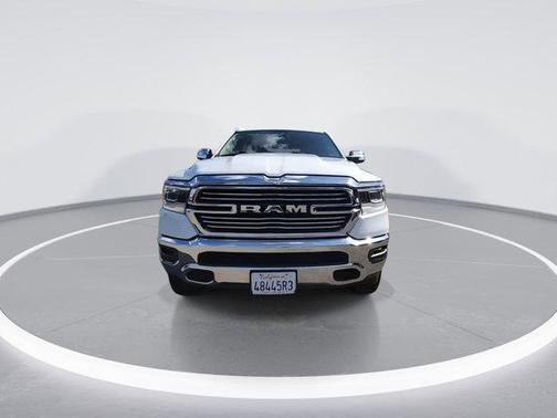 Bright White Clearcoat 2020 RAM 1500 Laramie