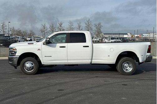 2026 RAM 3500 Big Horn Crew Cab 4x4 8' Box