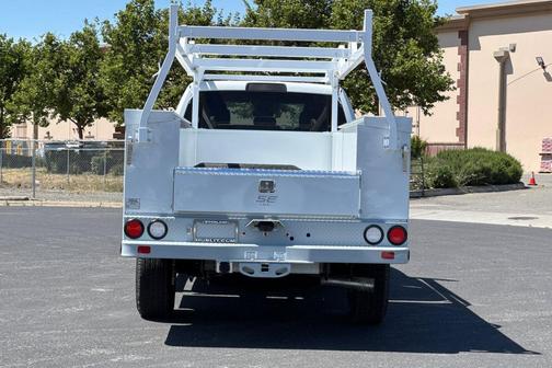 Bright White Clearcoat 2026 RAM 3500 Tradesman/Big Horn