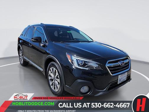 Crystal Black Silica 2019 Subaru Outback 2.5i Touring