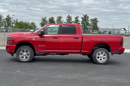 Flame Red Clearcoat 2026 RAM 2500 Big Horn Crew Cab 4x4 6'4' Box