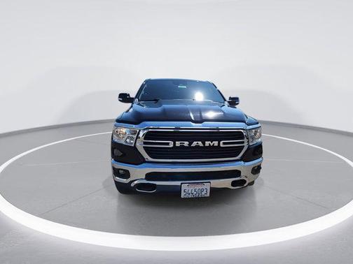 Diamond Black Crystal Pearlcoat 2021 RAM 1500 Big Horn/Lone Star