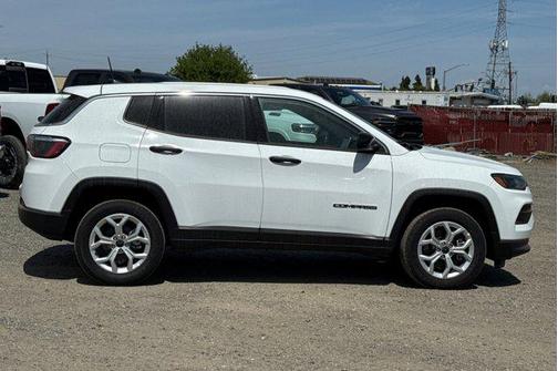 2025 Jeep Compass Sport