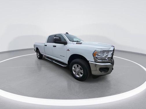 2024 RAM 3500 Big Horn Crew Cab 4x4 8' Box