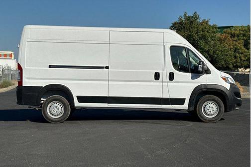 2025 RAM ProMaster 2500 Tradesman
