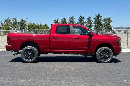 Molten Red Pearlcoat 2026 RAM 2500 Laramie Crew Cab 4x4 6'4' Box