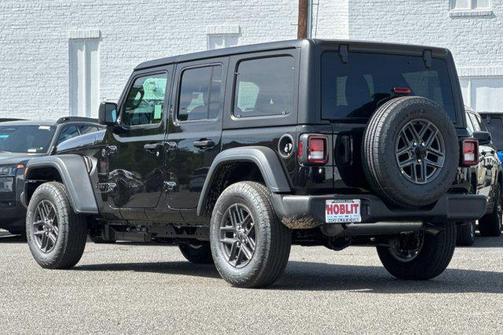 Black Clearcoat 2026 Jeep Wrangler Sport S