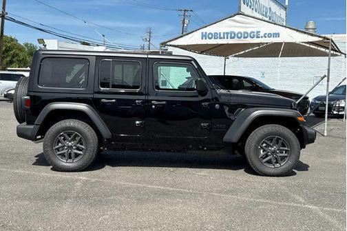 Black Clearcoat 2026 Jeep Wrangler Sport S