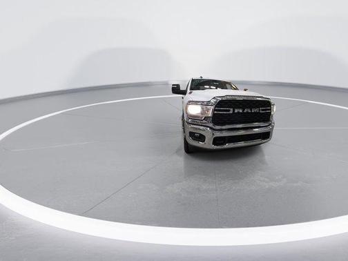 2024 RAM 2500 Big Horn Crew Cab 4x4 8' Box