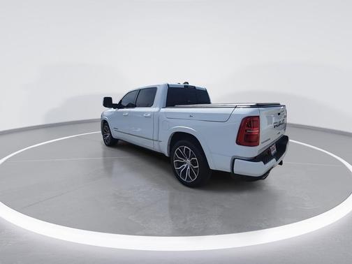 Bright White Clearcoat 2025 RAM 1500 ST
