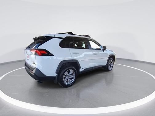 Ice 2024 Toyota RAV4 Hybrid XLE