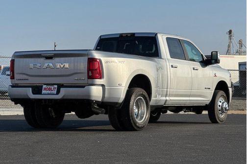2026 RAM 3500 Laramie Crew Cab 4x4 8' Box