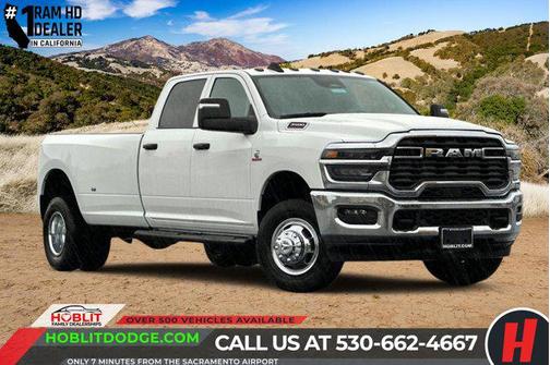 2026 RAM 3500 Tradesman Crew Cab 4x4 8' Box