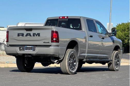 Ceramic Gray Clearcoat 2026 RAM 2500 Black Express Crew Cab 4x4 6'4' Box