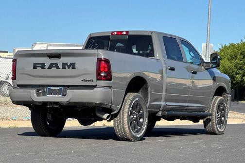 Ceramic Gray Clearcoat 2026 RAM 2500 Black Express Crew Cab 4x4 6'4' Box