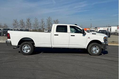 2026 RAM 3500 Tradesman Crew Cab 4x4 8' Box