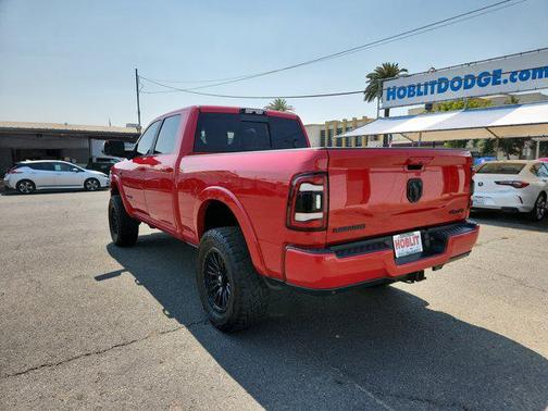 2020 RAM 2500 Laramie Crew Cab 4X4 6'4' Box