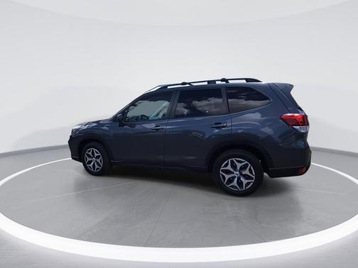 Magnetite Gray Metallic 2020 Subaru Forester Premium