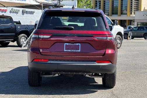 Velvet Red Pearlcoat 2026 Jeep Grand Cherokee Altitude