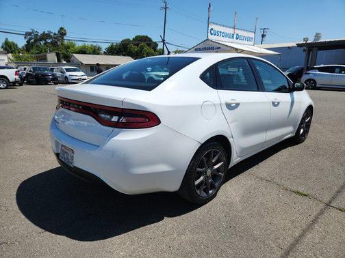 2016 Dodge Dart SE