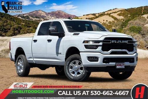 Bright White Clearcoat 2026 RAM 2500 Big Horn Crew Cab 4x4 6'4' Box