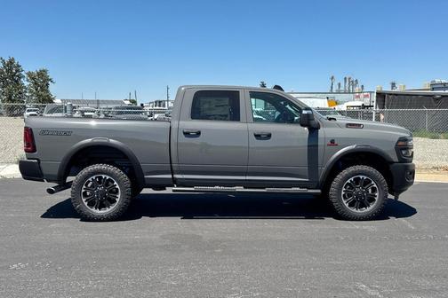 Ceramic Gray Clearcoat 2026 RAM 2500 Warlock Crew Cab 4x4 6'4' Box