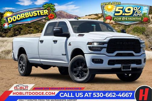 Bright White Clearcoat 2026 RAM 3500 Big Horn Crew Cab 4x4 8' Box