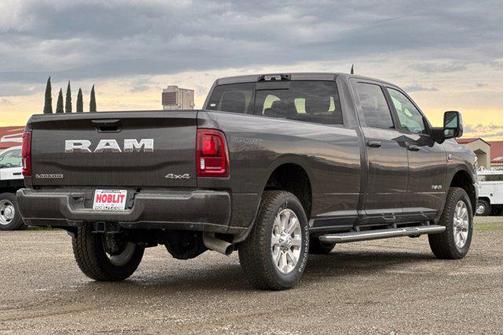 2026 RAM 3500 Laramie Crew Cab 4x4 8' Box