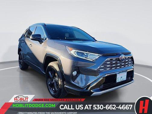 2019 Toyota RAV4 Hybrid SE