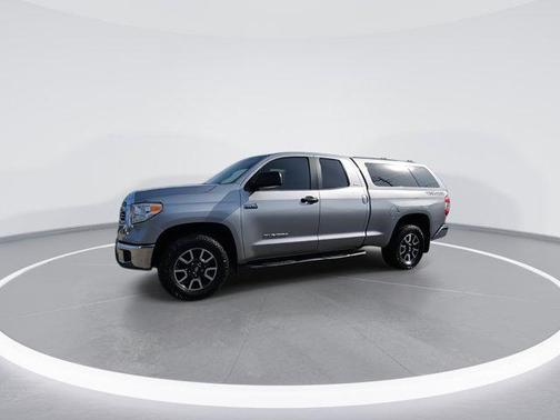 2016 Toyota Tundra SR5