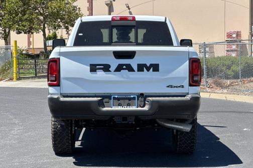 Bright White Clearcoat 2026 RAM 2500 Warlock Crew Cab 4x4 6'4' Box