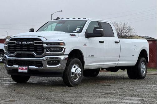 2026 RAM 3500 Big Horn Crew Cab 4x4 8' Box