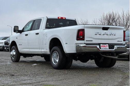 2026 RAM 3500 Big Horn Crew Cab 4x4 8' Box