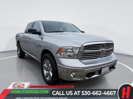 Bright Silver Metallic Clearcoat 2017 RAM 1500 Big Horn