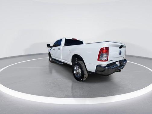 2023 RAM 2500 Big Horn Crew Cab 4x4 8' Box