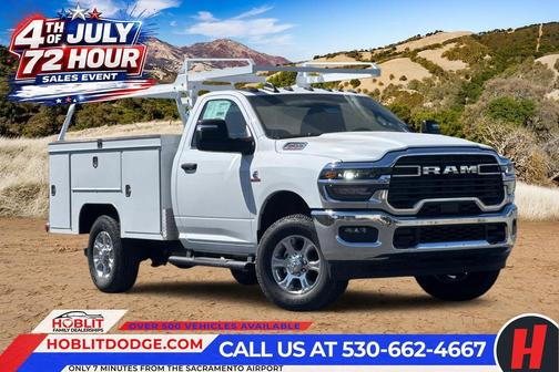 Bright White Clearcoat 2026 RAM 3500 Tradesman/Big Horn