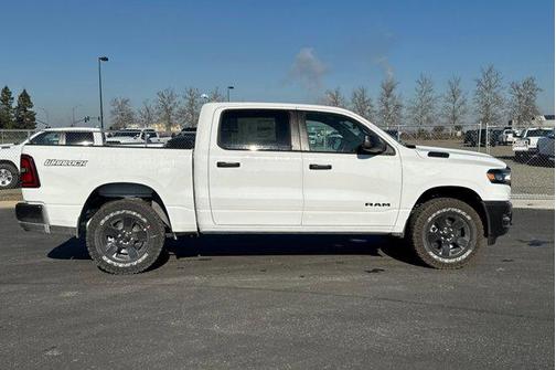 2026 RAM 1500 Warlock Crew Cab 4x4 5'7' Box