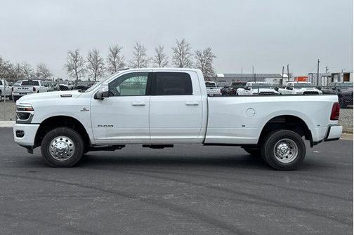 2026 RAM 3500 Laramie Crew Cab 4x4 8' Box