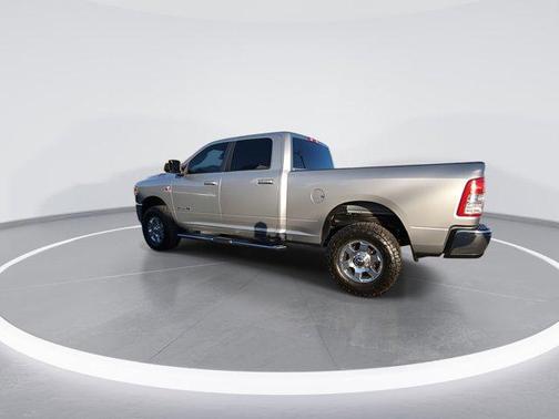 2021 RAM 2500 Big Horn Crew Cab 4x4 6'4' Box