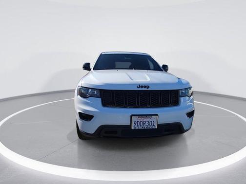 2019 Jeep Grand Cherokee Upland