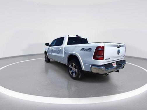 Ivory White Tri-Coat Pearlcoat 2019 RAM 1500 Laramie