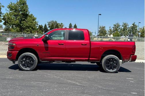 Molten Red Pearlcoat 2026 RAM 2500 Laramie Crew Cab 4x4 6'4' Box