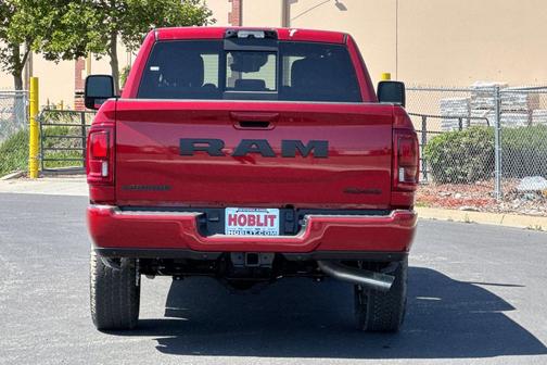 Molten Red Pearlcoat 2026 RAM 2500 Laramie Crew Cab 4x4 6'4' Box