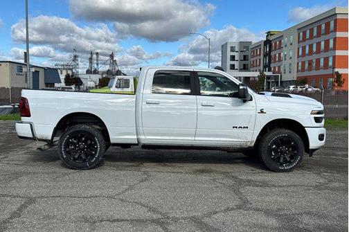 2026 RAM 2500 Laramie Crew Cab 4x4 6'4' Box