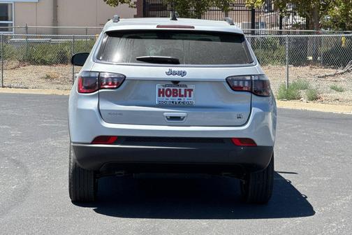 Silver Zynith Metallic Clearcoat 2026 Jeep Compass 85th Anniversary 4x4