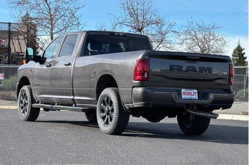 2026 RAM 3500 Laramie Crew Cab 4x4 8' Box