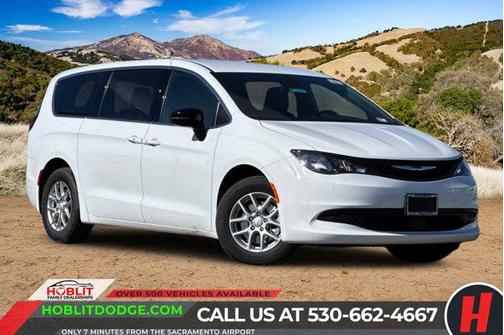 2026 Chrysler Voyager LX