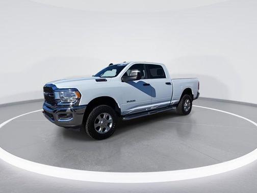 2023 RAM 2500 Big Horn Crew Cab 4x4 6'4' Box