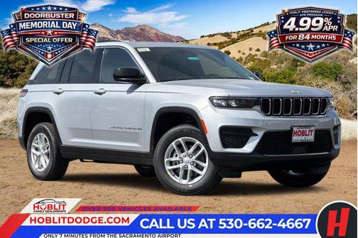 Silver Zynith 2026 Jeep Grand Cherokee Laredo
