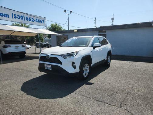 2019 Toyota RAV4 Hybrid XLE